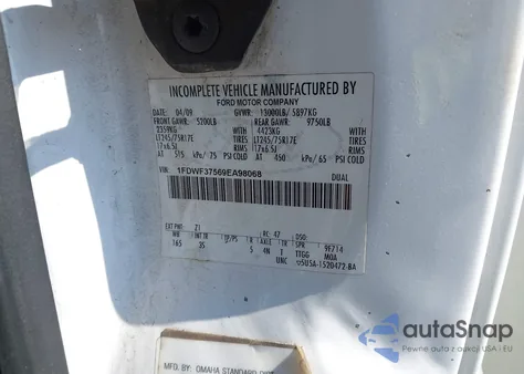 2009 Ford F-350 Chassis z USA, uszkodzony, nr VIN 1FDWF37569EA98068